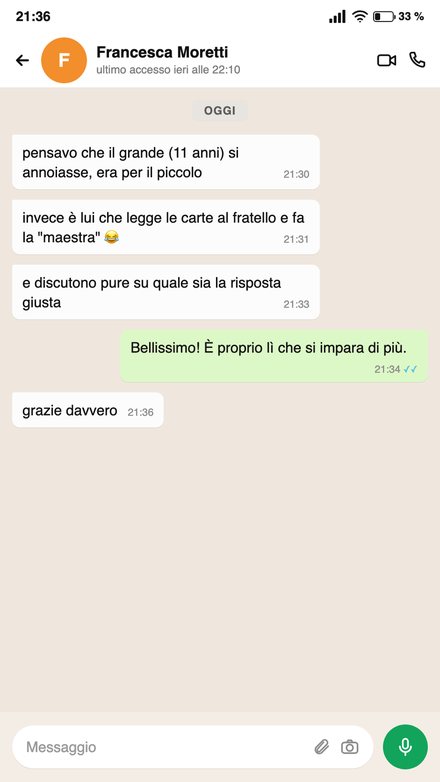 Messaggio WhatsApp di una mamma che usa le carte